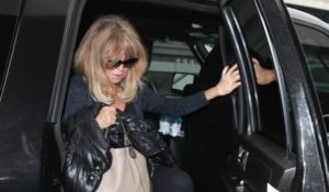 Goldie hawn health scares issues